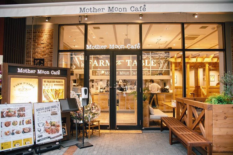 Mother Moon Cafe *くずはモール店　2月28日オープンしました
